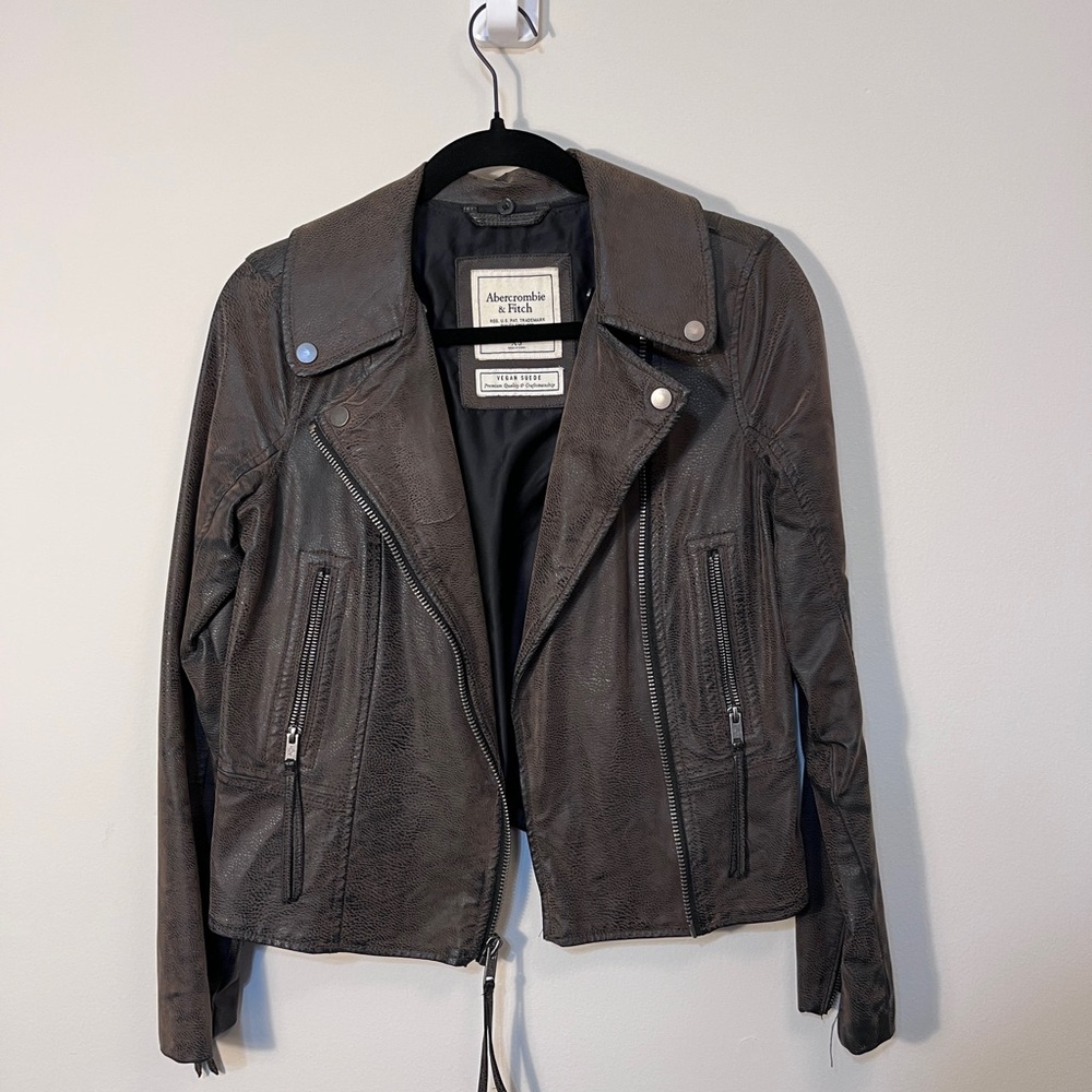 Abercrombie & Fitch Women's brown Leather Jacket